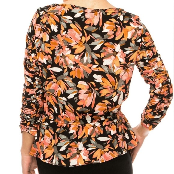 Zac & Rachel Pink and Orange Ruffled 3/4 Sleeve Blouse - Picture 10 of 11